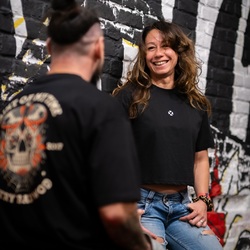 Bientôt la Saint-Valentin. 

Trouve quelqu’un qui te regarde comme ton/ta partner te regarde après un wod. 🖤🔥

#wodlife #wodcouples #teamwod #verybadwod